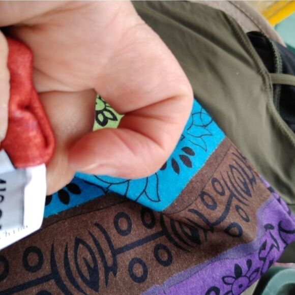 Miss Look scarf   - Picture 4 of 5